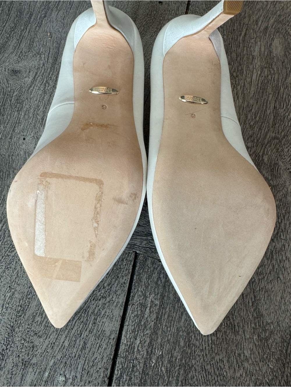 Badgley Mischka Ivory Satin Pointed Toe Heels with Crystal Buckle- no box - Picture 7 of 7